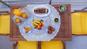 Time for breakfast