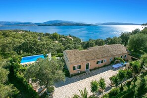 Villa Caribia Sea View image