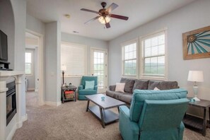 Light and bright living room with lots of windows
