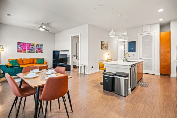 Dining Room Overview