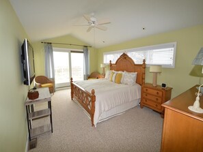 3rd floor primary suite