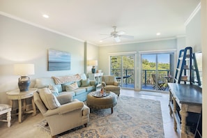 Spacious and Airy Villa!