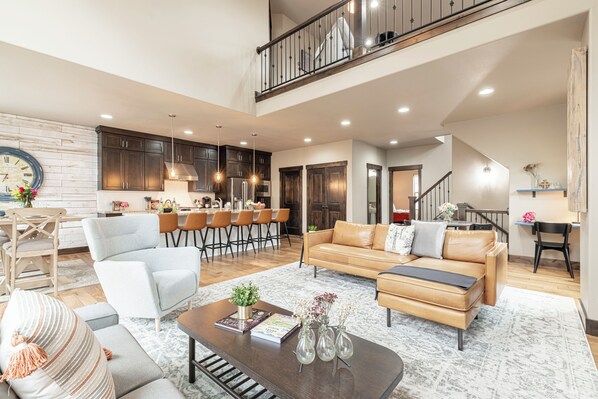 Stunning townhome with high ceilings and large windows