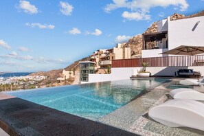 Lovely pool