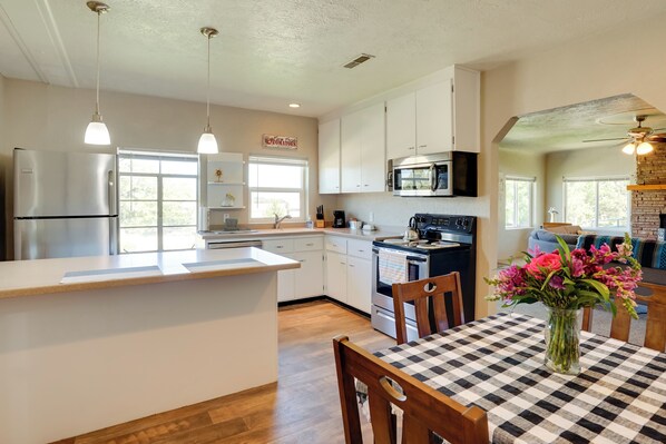 Emmett Vacation Rental | 2BR | 1BA | 1,110 Sq Ft | 3 Steps to Enter