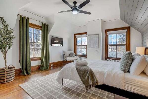 Welcome to Noble Summit! Where charm meets luxury, soak in the surrounding views while you enjoy the spacious bedroom!