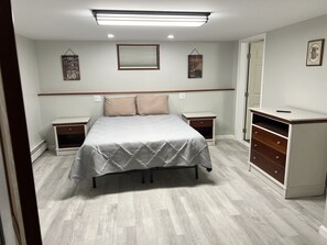 queen bedroom