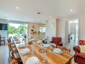 Dining Area | Llwyncelyn Farmhouse, Clynderwen