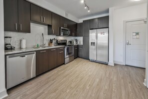 Mission Valley San Diego San Diego 1 Bedroom Kitchen