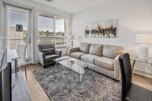 Mission Valley San Diego San Diego 1 Bedroom Living Room