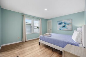 Master Bedroom with Attatched Bathroom 