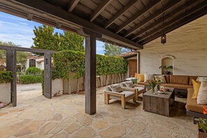 Spacious outdoor patio off of living room