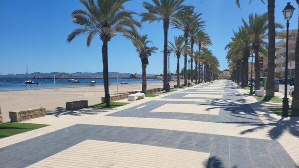 Strand