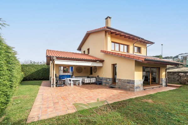 Property building,Garden