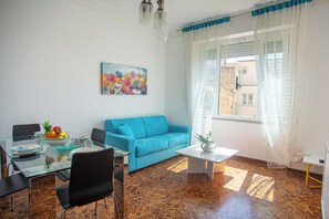 Living and dining room