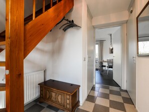 Entrance / Reception