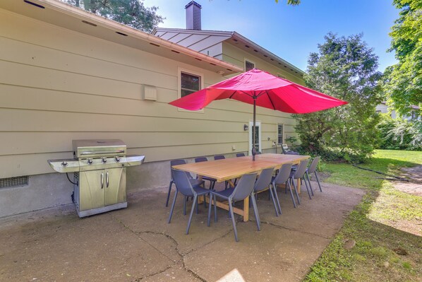 Highland Falls Vacation Rental | 4BR | 2.5BA | Stairs Required | 1,740 Sq Ft