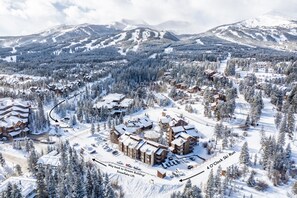 DJI_20231225115352_0022_D