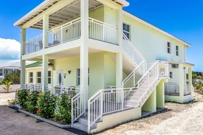 Your unforgettable vacation in TCI awaits!