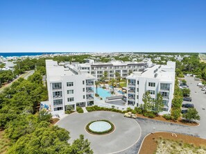Minutes Away from Multiple Beach Access Points!