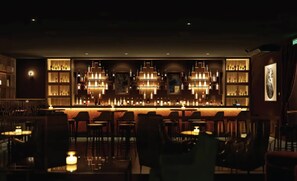Bar (en la propiedad)