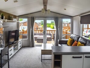 Open plan living space | Owl Lodge, Stowmarket