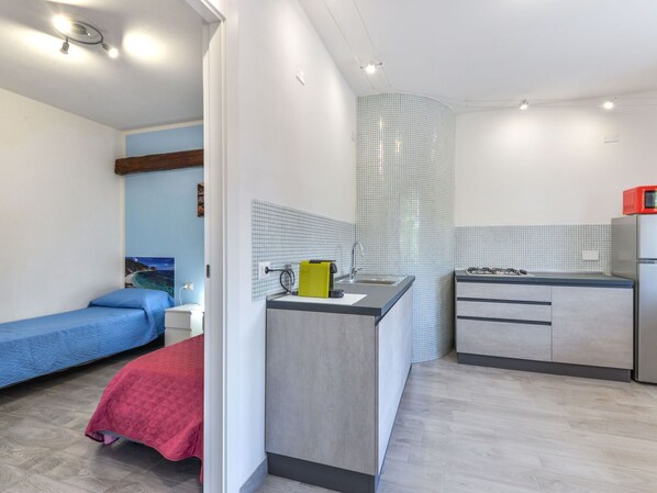 Möbel, Cabinetry, Eigentum, Gebäude, Countertop, Holz, Interior Design, Haus, Komfort