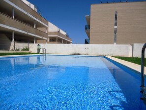 Cheap apartment in Peñiscola with swimming pool