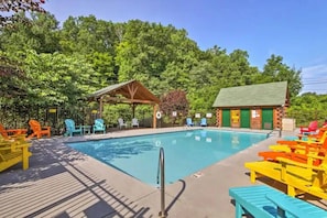 The (seasonal) community pool is available for all guests and is a short drive from the cabin.