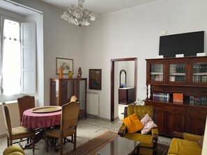 Living Room 3