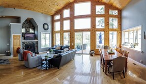Great room on main level (1)