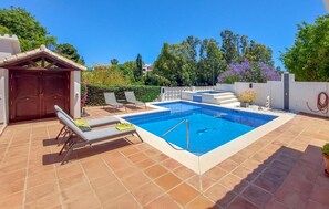 pool