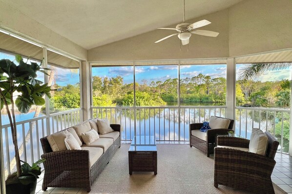 Lanai with amazing views.