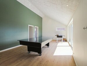 Spielezimmer
