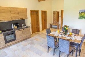 Ferienwohnung Kampenwand 69qm mit Balkon-Ferienwohnung Kampenwand