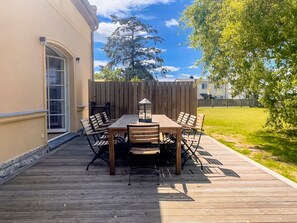 Gutshof Liepe - Ferienwohnung im Erdgeschoss Terrasse