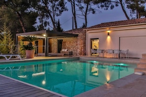 Vue sur piscine