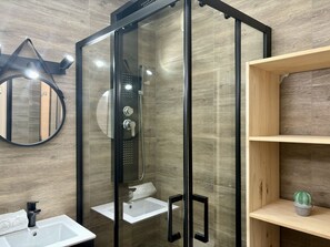 Bain