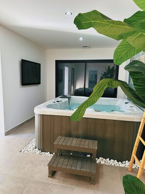 Bubbelpool inomhus