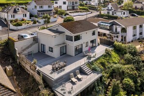 Sea Views, Close to Beach and Village
