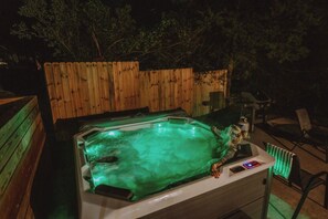 Hot tub
