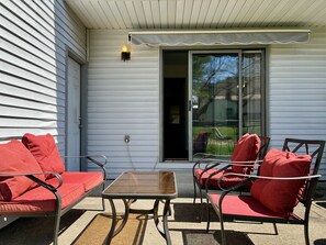 Private outdoor patio!