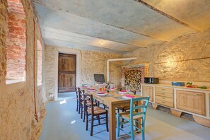 Kitchen and dining area