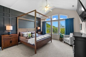 Primary Bedroom (King) with mountain views & beautiful sunsets