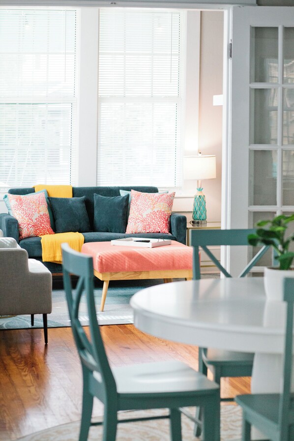 Love the natural light here
