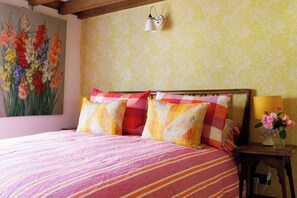 Cosy double bedroom 