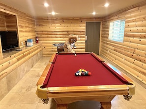 Spielezimmer