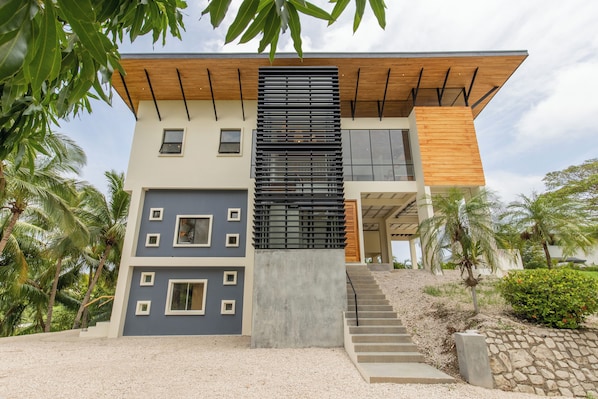 Casa Blue Sol Entrance