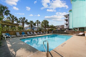 Complex Pool