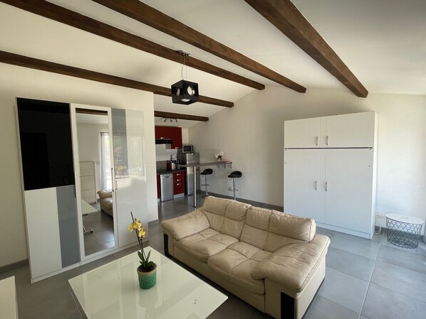 Charmant studio provençal